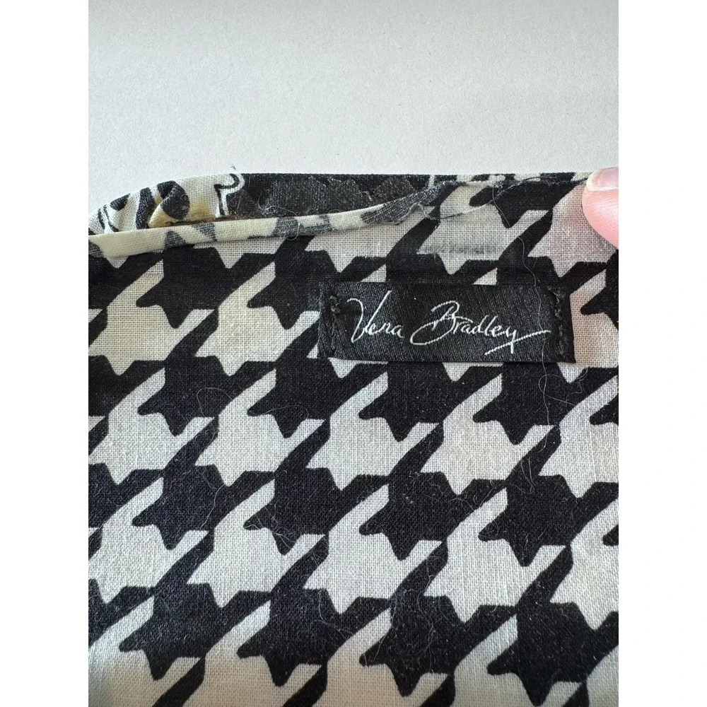 Vera Bradley Black White Paisley Glasses Case Floral Unique Magnetic Roll Case
